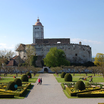 Schallaburg sett fra hagen foran slottet, Niederösterreich, Østerrike