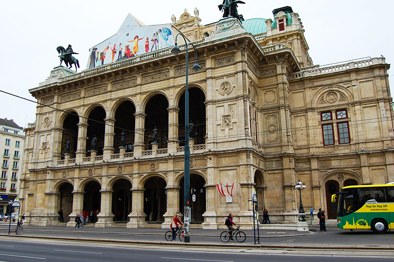 Wiener Staatsoper, Det keiserlige Wien, Østerrike