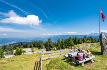 Østerrikes 9 delstater - Villacher Alpenstrasse, Kärnten, Østerrike